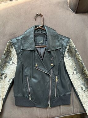 Collection B Faux Leather Moto Vest Snakeskin Mesh Sleeve Jacket Small
